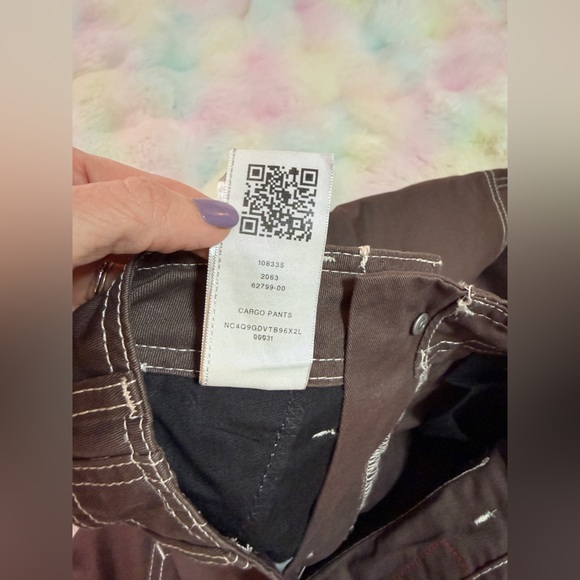 NWT True Religion Contrast Stitch Cargo Pants | Bracken Brown - Picture 5 of 6